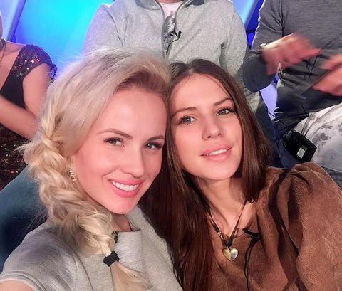 Саша Харитонова и Саша Артемова Саша Харитонова и Саша Артемова