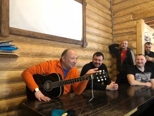 Юрий Гальцев на встрече с пациентами центра в Курганской области Юрий Гальцев на встрече с пациентами центра в Курганской области