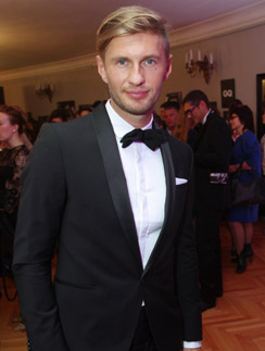 Евгений Левченко Евгений Левченко