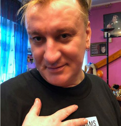 Сергей купается в любви поклонников Сергей купается в любви поклонников