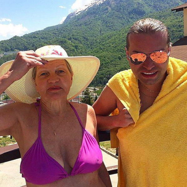 Екатерина недовольна своими формами Екатерина недовольна своими формами