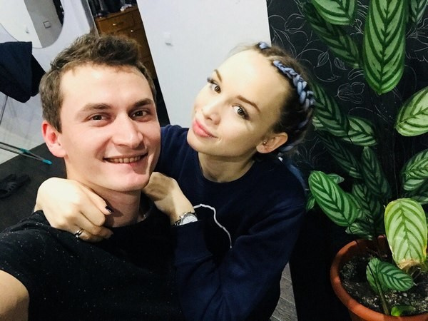 Андрей и Диана поженились осенью прошлого года Андрей и Диана поженились осенью прошлого года