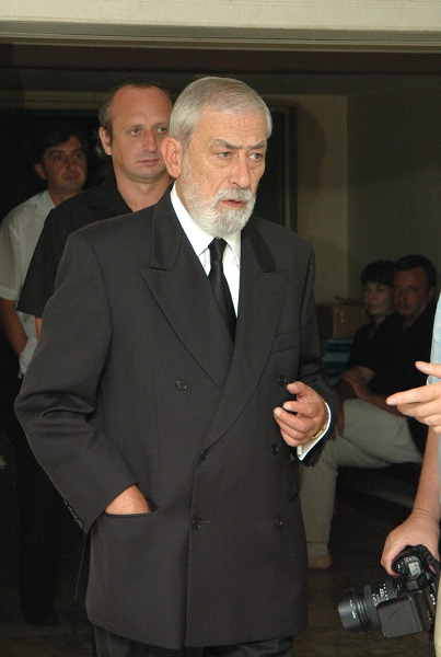 Кикабидзе, сыгравший в «Мимино», не смог проводить друга в последний путь из-за проблем со здоровьем Кикабидзе, сыгравший в «Мимино», не смог проводить друга в последний путь из-за проблем со здоровьем