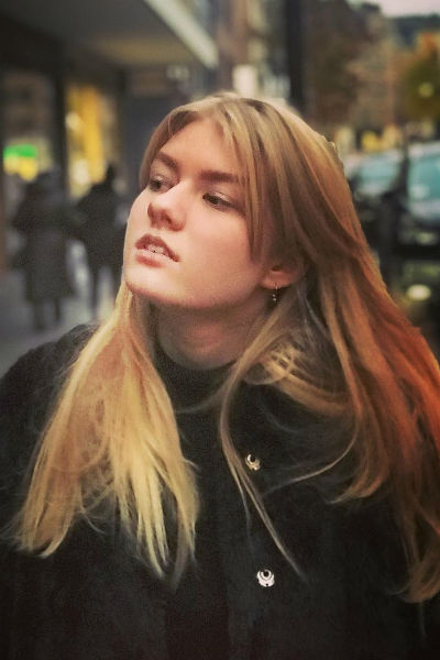 Ульяна пробует себя не только в кино, но и в модельном бизнесе Ульяна пробует себя не только в кино, но и в модельном бизнесе