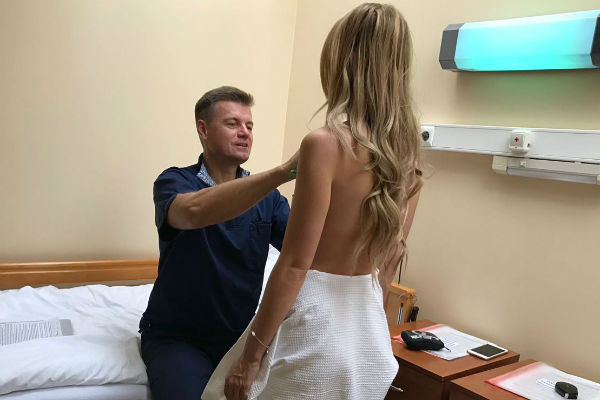 К хирургу обращалась Анна Городжая К хирургу обращалась Анна Городжая