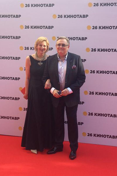 Юрий Стоянов и его супруга Юрий Стоянов и его супруга