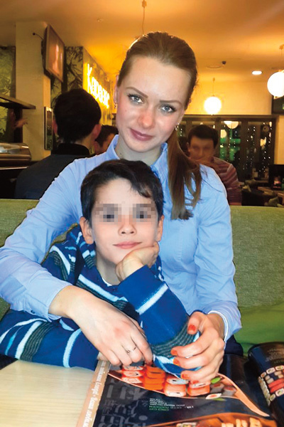 Анна при любой возможности летела в родной Харьков – повидаться с младшим братом Денисом Анна при любой возможности летела в родной Харьков – повидаться с младшим братом Денисом