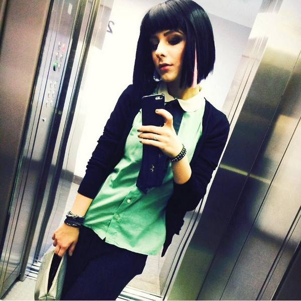 Лиза Арзамасова между репетициями в Театре Наций Лиза Арзамасова между репетициями в Театре Наций