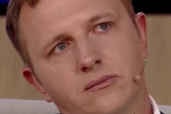Илья Яббаров не смог сдержать слезы после слов Ксении Бородиной Илья Яббаров не смог сдержать слезы после слов Ксении Бородиной