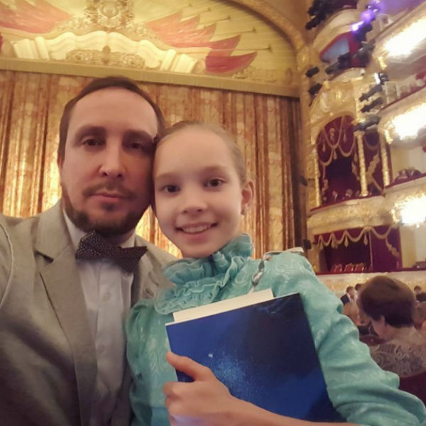 Александр Данко со старшей дочерью Соней Александр Данко со старшей дочерью Соней