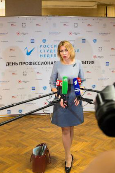 Спустя 11 лет фотограф вспомнил свадьбу Захаровой Спустя 11 лет фотограф вспомнил свадьбу Захаровой