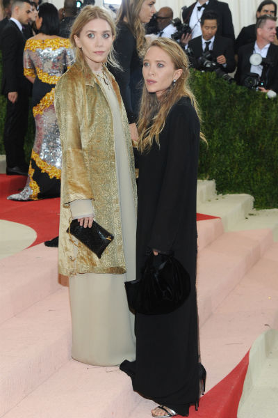 Мэри-Кейт и Эшли Олсен на Met Gala Мэри-Кейт и Эшли Олсен на Met Gala