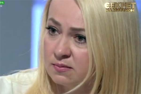Вспоминая о том, что пришлось пережить, Яна с трудом сдерживает слезы Вспоминая о том, что пришлось пережить, Яна с трудом сдерживает слезы