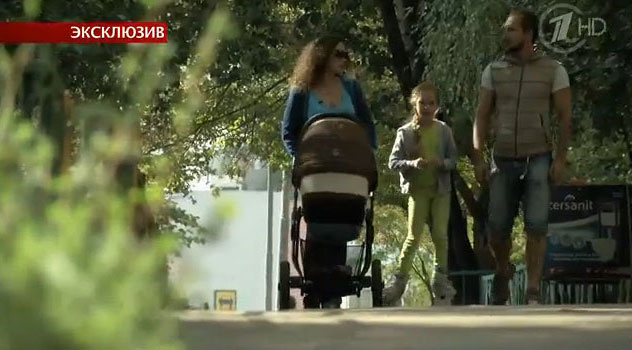 В семье теперь две дочери - старшая Соня и младшая Агата В семье теперь две дочери - старшая Соня и младшая Агата
