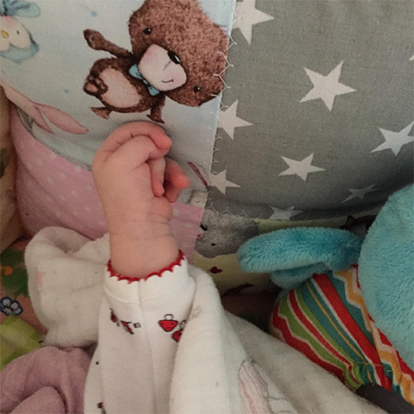 &laquo;А нам 2 месяца сегодня&raquo;, - сообщила под фото дочки Ксении Бородина