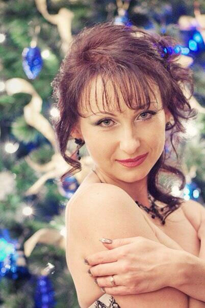 Бывшая жена Бахтияра совсем не похожа на Волочкову, она женщина совсем другого типа Бывшая жена Бахтияра совсем не похожа на Волочкову, она женщина совсем другого тип