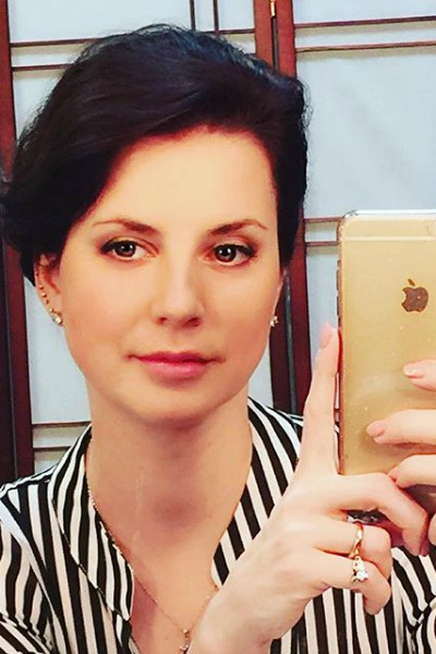 Ирина Слуцкая изменилась до неузнаваемости Ирина Слуцкая изменилась до неузнаваемости
