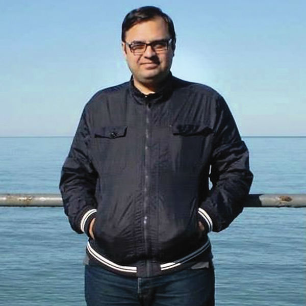 Вадим Манукян и сам не рад поднявшейся вокруг петиции шумихе Вадим Манукян и сам не рад поднявшейся вокруг петиции шумихе