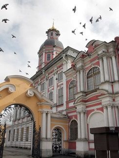 В подземельях под Александро-Невской лаврой существовал «Город воров» В подземельях под Александро-Невской лаврой существовал «Город воров»