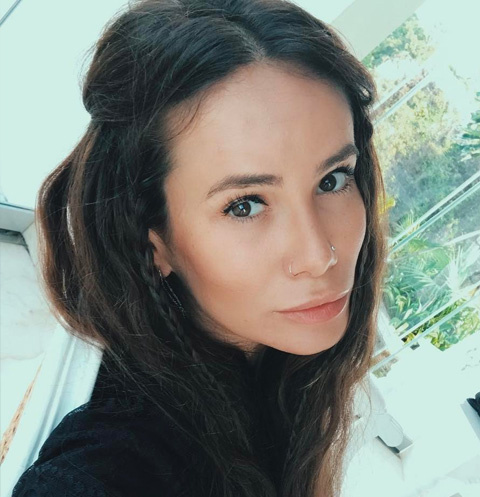 Айза Анохина Айза Анохина