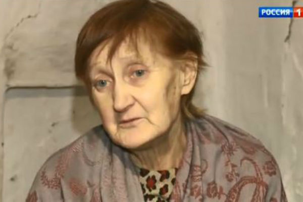 Татьяна благодарит Гульсум за то, что та ухаживала за ее Умутом Татьяна благодарит Гульсум за то, что та ухаживала за ее Умутом