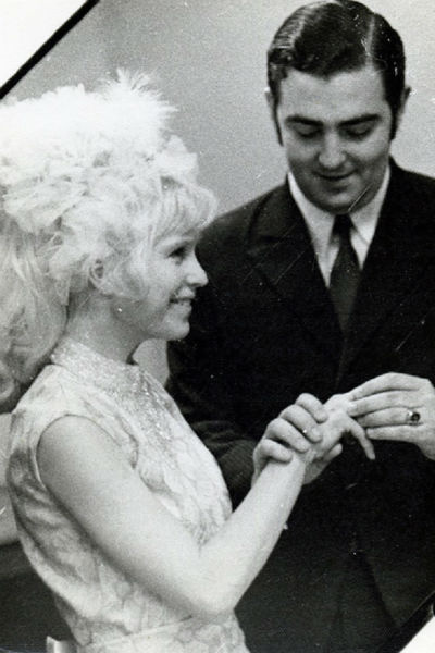 Михаил и Маргарита расписались 2 января 1971 года Михаил и Маргарита расписались 2 января 1971 года