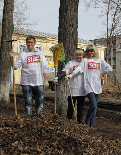 В Перми во время субботника был собран КАМАЗ мусора В Перми во время субботника был собран КАМАЗ мусора
