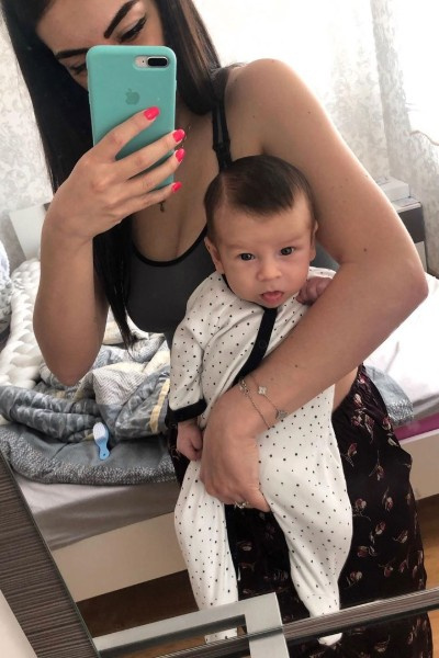 Дана Николенко показала двухмесячного сына Дана Николенко показала двухмесячного сына