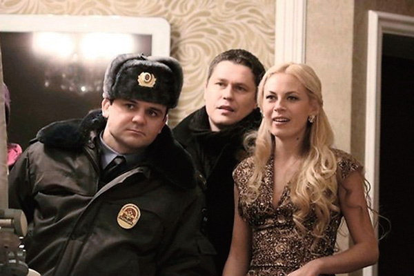 Скакун известна зрителю по ролям в сериалах, кадр из фильма «Чужой район 2» Скакун известна зрителю по ролям в сериалах, кадр из фильма «Чужой район 2»