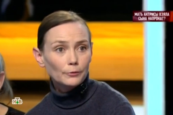 Елена готова усыновить ребенка Елена готова усыновить ребенка