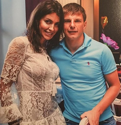 Андрей Аршавин с женой Андрей Аршавин с женой