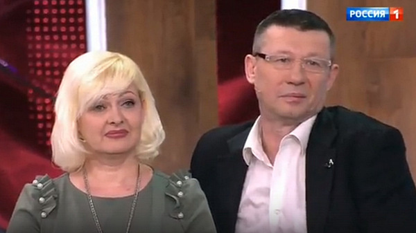 Жена Олега Протасова Светлана поддерживает мужа Жена Олега Протасова Светлана поддерживает мужа
