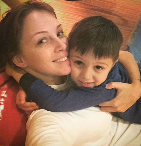 Полина Диброва и ее первенец, сын Саша Полина Диброва и ее первенец, сын Саша