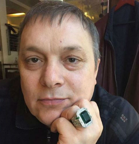 За годы карьеры Разин заметно поправился За годы карьеры Разин заметно поправился