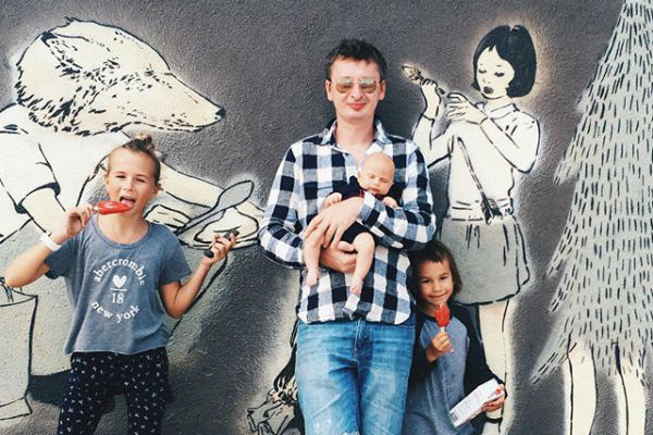 Дмитрий Алмазов вернулся в семью Дмитрий Алмазов вернулся в семью