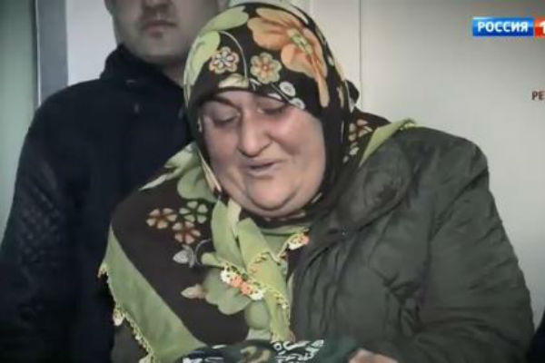Гульсум навещала Умута в реанимации по несколько раз в день Гульсум навещала Умута в реанимации по несколько раз в день
