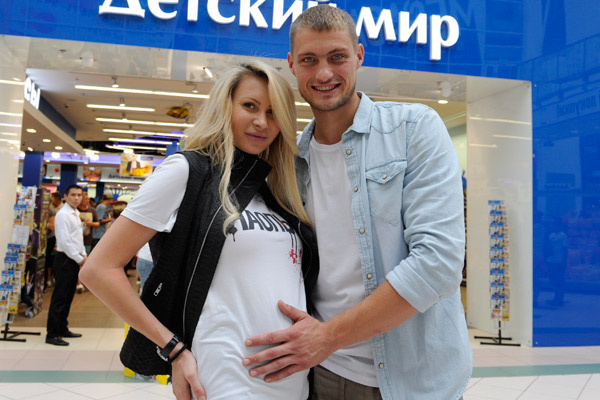 Так Элина выглядела в середине беременности Так Элина выглядела в середине беременности