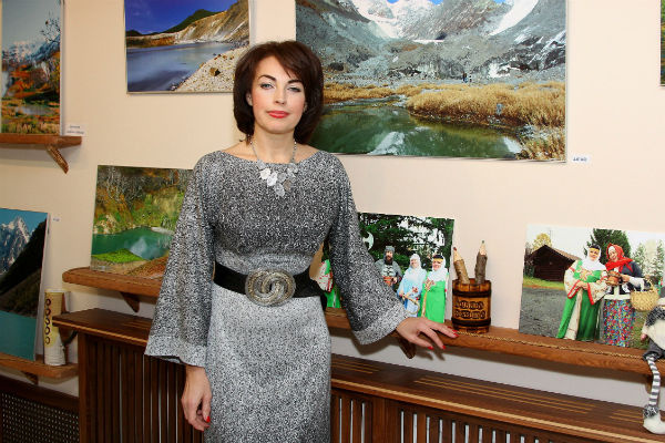 Елена Бомбина Елена Бомбина