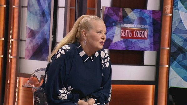 Сейчас Людмила Сенчина счастлива в браке с продюсером Владимиром Андреевым Сейчас Людмила Сенчина счастлива в браке с продюсером Владимиром Андреевым