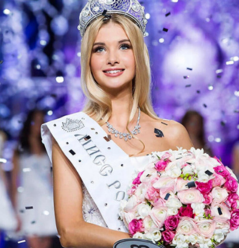 Полина Попова Полина Попова