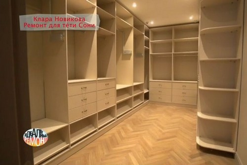Площадь гардеробной - 17 кв.м Площадь гардеробной - 17 кв.м