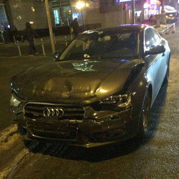 Актриса признала, что причиной аварии стала ее невнимательность Актриса признала, что причиной аварии стала ее невнимательность