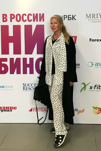 Екатерина Одинцова все чаще отдает предпочтение удобным вещам Екатерина Одинцова все чаще отдает предпочтение удобным вещам