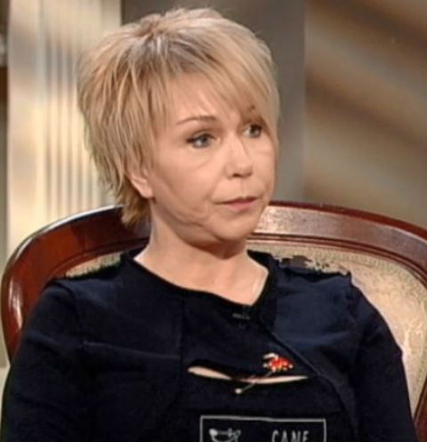 Ксения поведала о непростых отношениях с родителями Ксения поведала о непростых отношениях с родителями