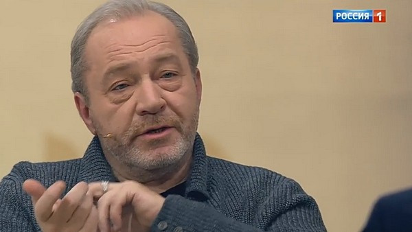 Сергей Сенин был рядом с Людмилой Гурченко на протяжении 18-ти лет Сергей Сенин был рядом с Людмилой Гурченко на протяжении 18-ти лет