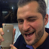 Иракли Пирцхалава демонстративно разбил iPhone 6