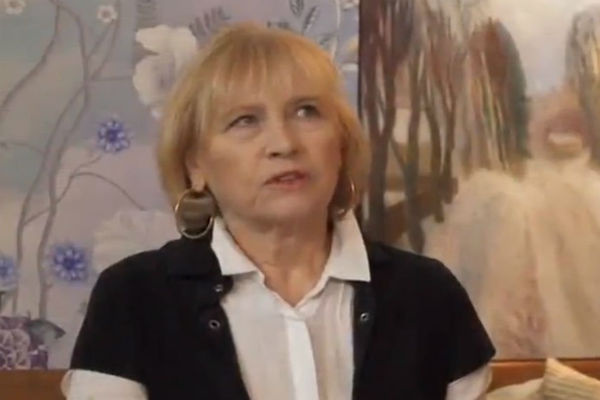 Актриса до сих пор иногда скучает по бывшему мужу Актриса до сих пор иногда скучает по бывшему мужу