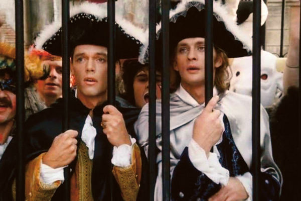 Известность Александру принесла роль в фильме «Гардемарины III», 1992 год Известность Александру принесла роль в фильме «Гардемарины III», 1992 год