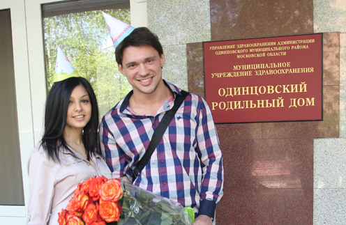 Роза и Алексей Кабановы на выписке Гобозовых Роза и Алексей Кабановы на выписке Гобозовых