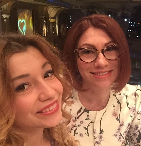 Роза Сябитова с дочерью Ксенией Роза Сябитова с дочерью Ксенией